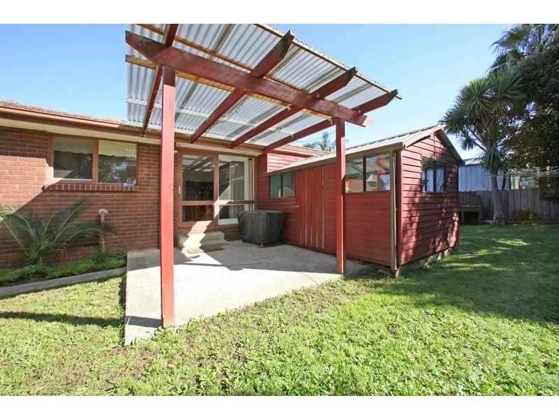 8 Celestial Court, Rowville VIC 3178