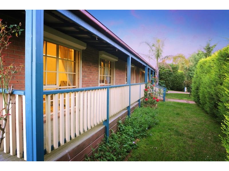 42 Taldra Drive, Ferntree Gully VIC 3156