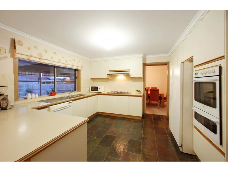 57 Lakesfield Drive, Lysterfield VIC 3156