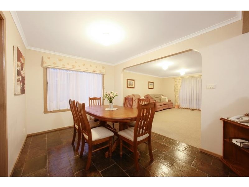 57 Lakesfield Drive, Lysterfield VIC 3156