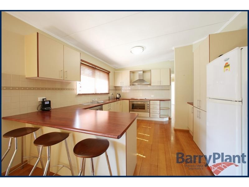 2 Carrara Road, Rowville VIC 3178