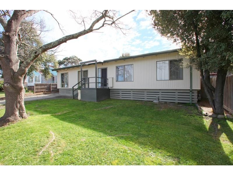 2 Carrara Road, Rowville VIC 3178