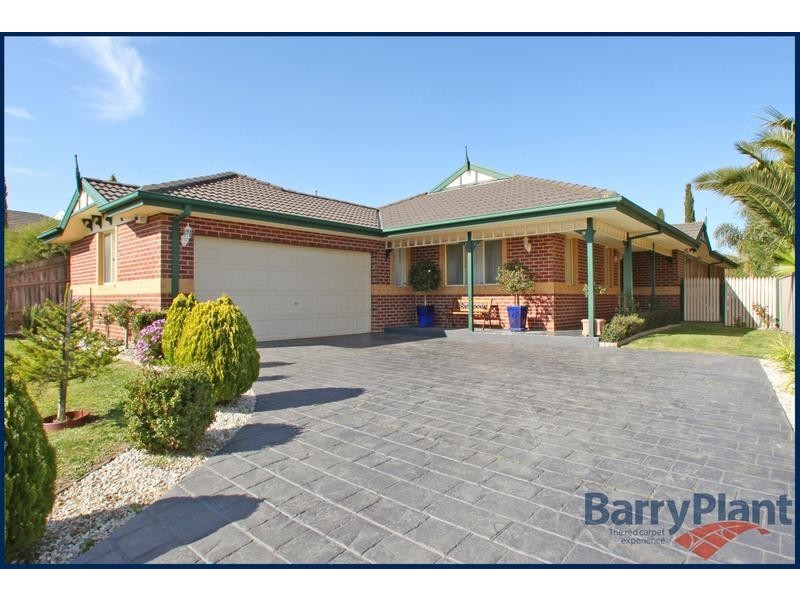 13 Ian Court, Rowville VIC 3178