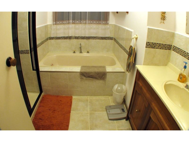 15 Cheryl Crescent, Ferntree Gully VIC 3156