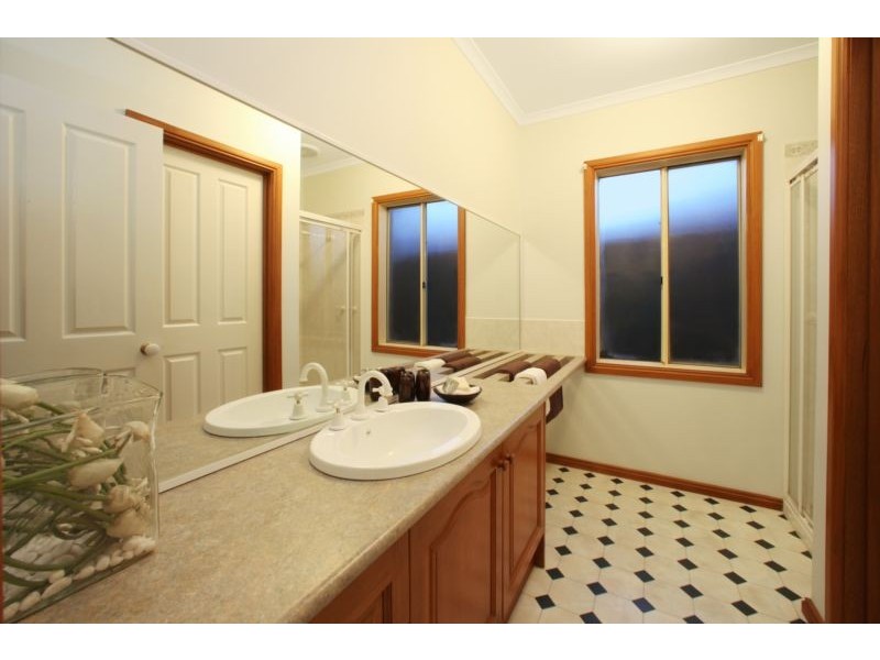 23 Dalmatia Court, Rowville VIC 3178