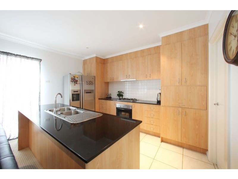 111 Sovereign Manors Crescent, Rowville VIC 3178