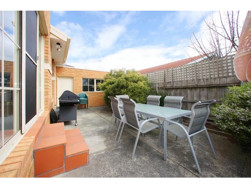 2/20 Jackie Close, Rowville VIC 3178