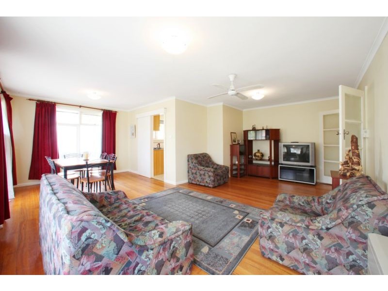 44 Foster Crescent, Knoxfield VIC 3180