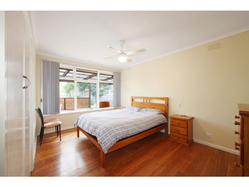 44 Foster Crescent, Knoxfield VIC 3180