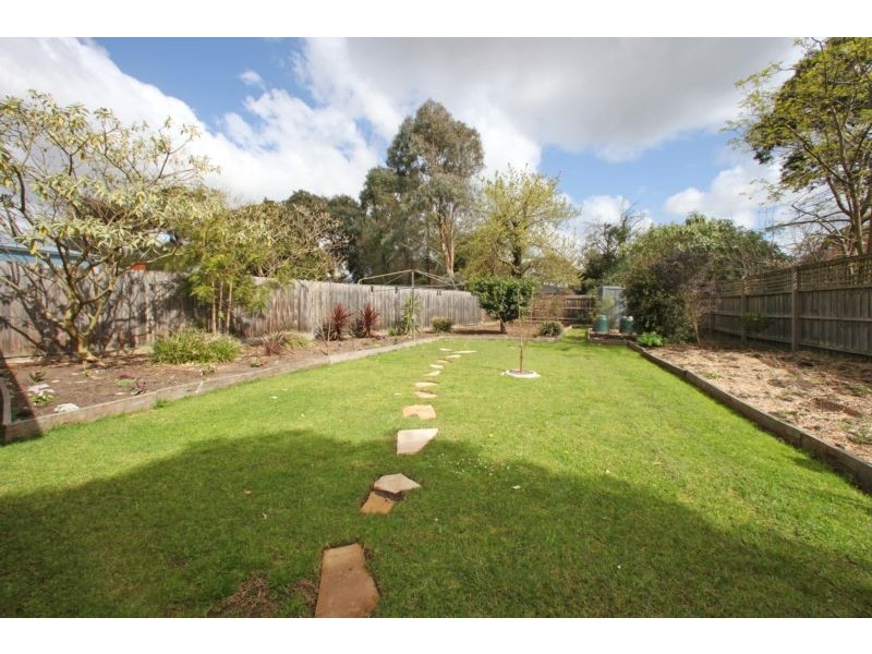 44 Foster Crescent, Knoxfield VIC 3180