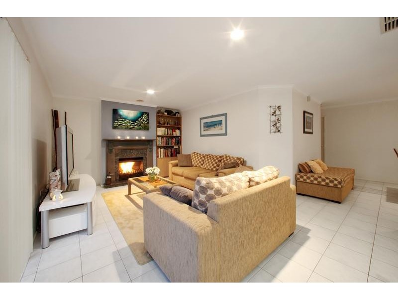 2 Stableford Court, Rowville VIC 3178