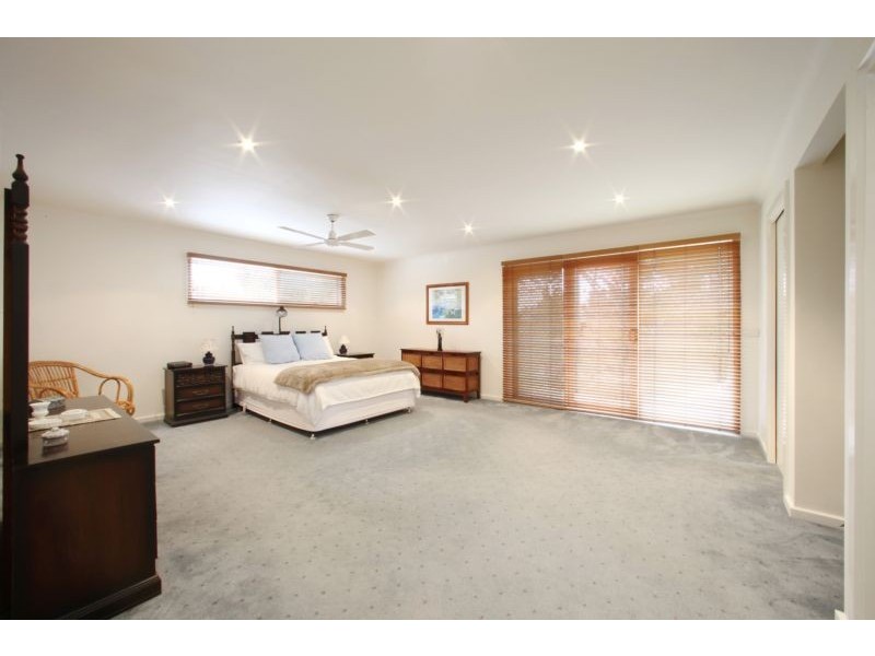 27 Michele Drive, Scoresby VIC 3179