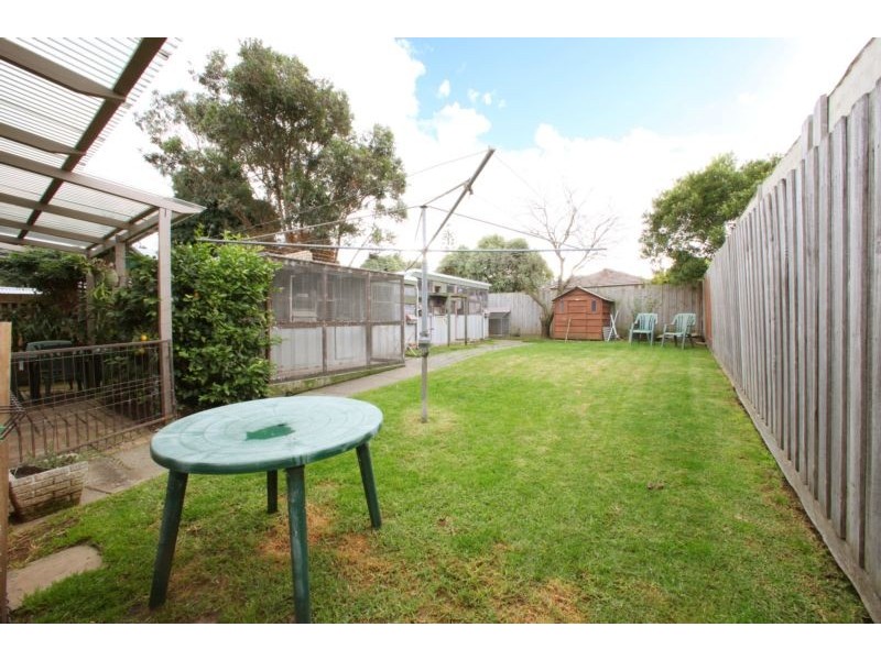 27 Michele Drive, Scoresby VIC 3179