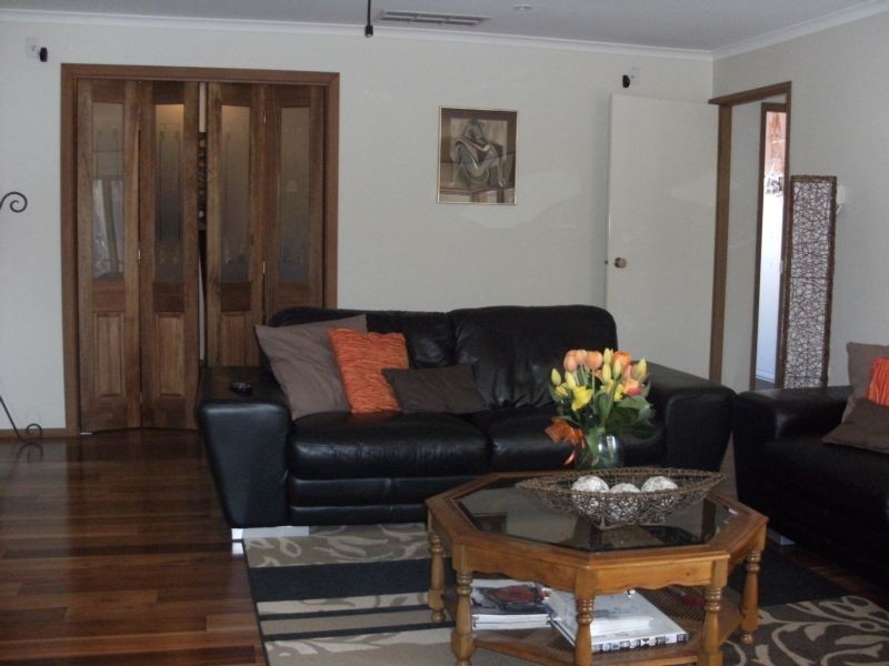 57 Dandelion Drive, Rowville VIC 3178