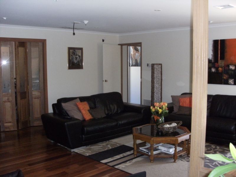 57 Dandelion Drive, Rowville VIC 3178