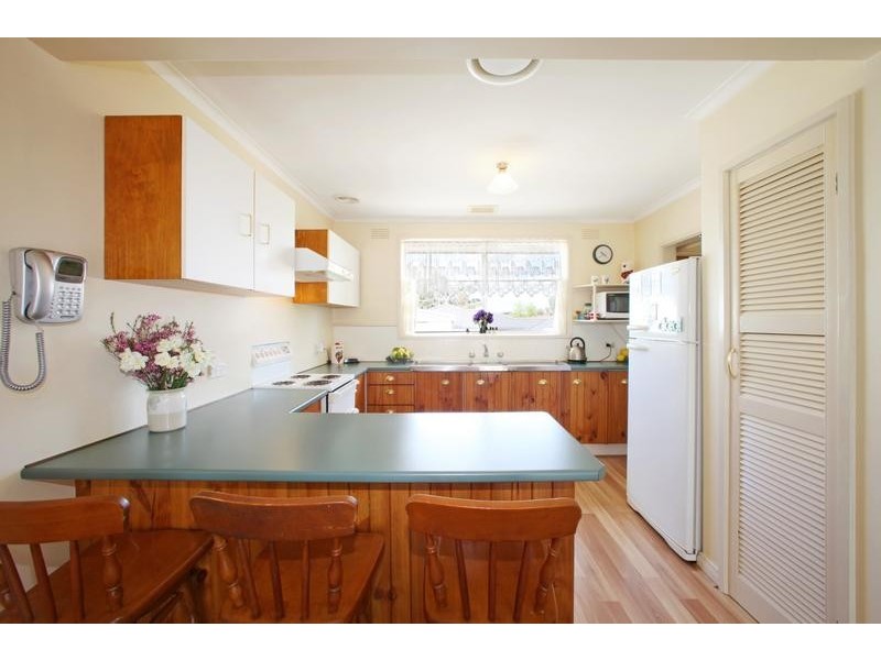 22 Michele Drive, Scoresby VIC 3179