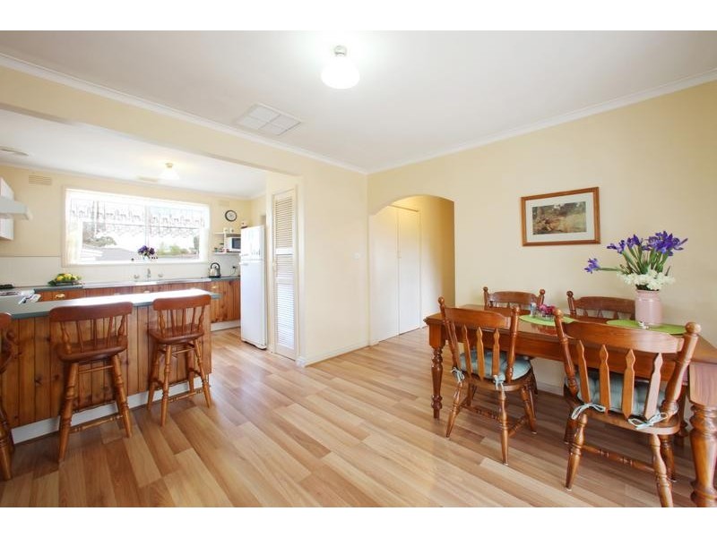 22 Michele Drive, Scoresby VIC 3179
