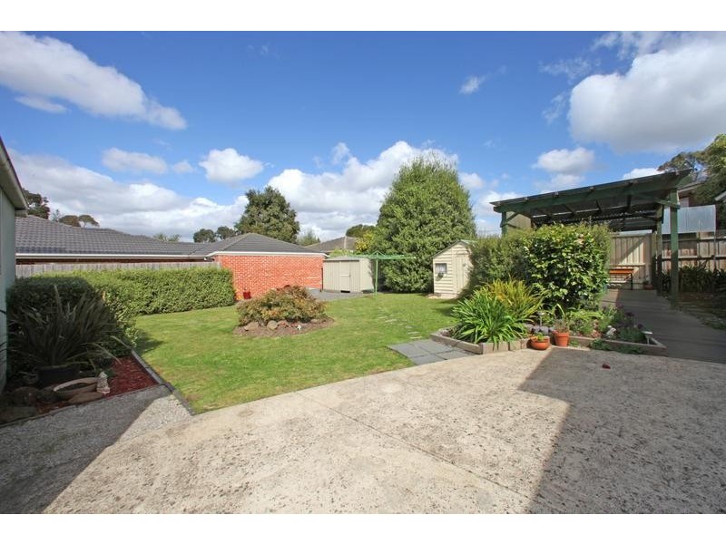 22 Michele Drive, Scoresby VIC 3179