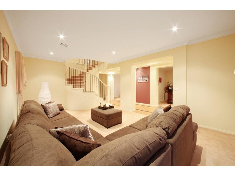 84 Victoria Knox Avenue, Rowville VIC 3178