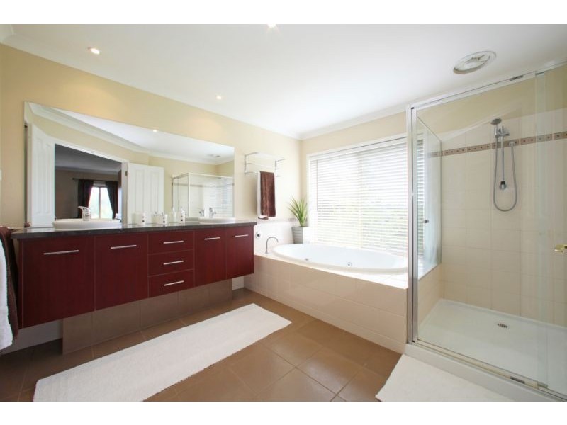 150 Blackwood Park Road, Rowville VIC 3178