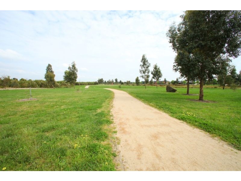 150 Blackwood Park Road, Rowville VIC 3178