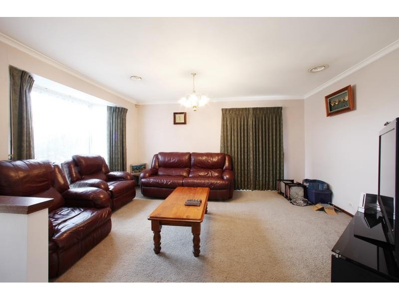 6 Lovell Close, Rowville VIC 3178