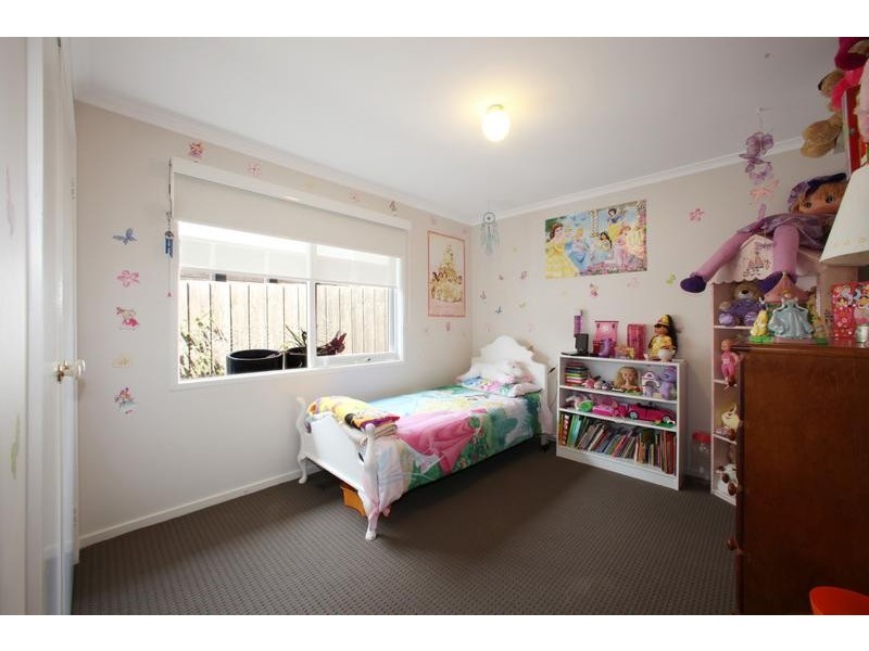 42 Mantung Crescent, Rowville VIC 3178