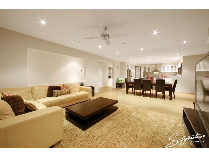 16 Hill Edge Court, Lysterfield South VIC 3156