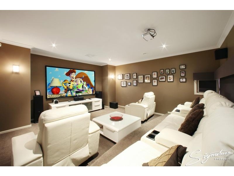 16 Hill Edge Court, Lysterfield South VIC 3156