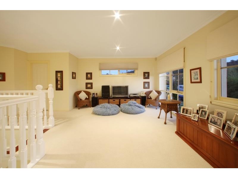 8 Harptree Close, Rowville VIC 3178