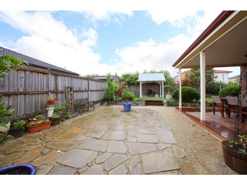 16 Ellendale Street, Rowville VIC 3178