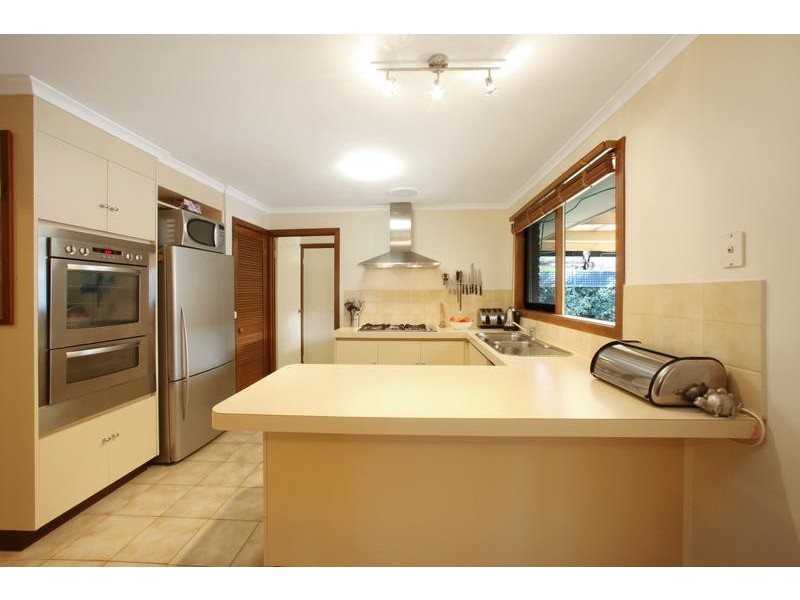 2 Winneke Court, Lysterfield VIC 3156