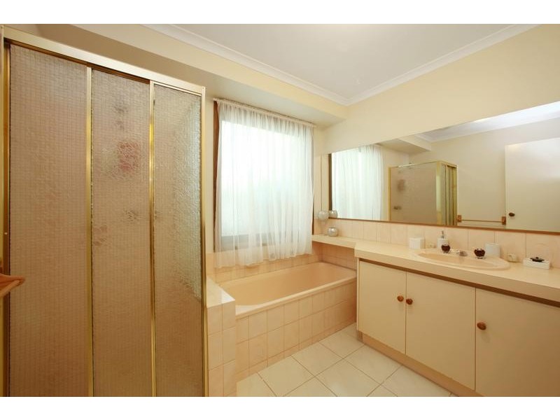 2 Winneke Court, Lysterfield VIC 3156