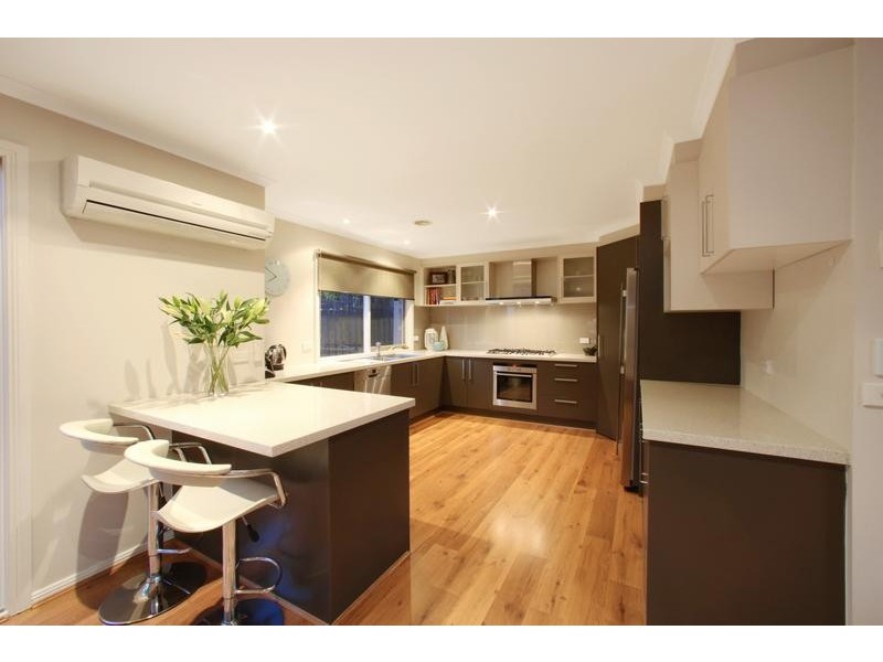 6 Dean Court, Rowville VIC 3178
