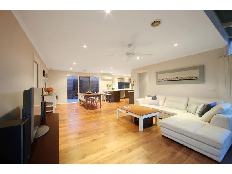 6 Dean Court, Rowville VIC 3178