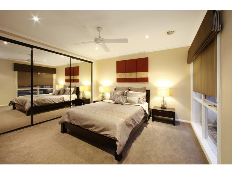 6 Dean Court, Rowville VIC 3178