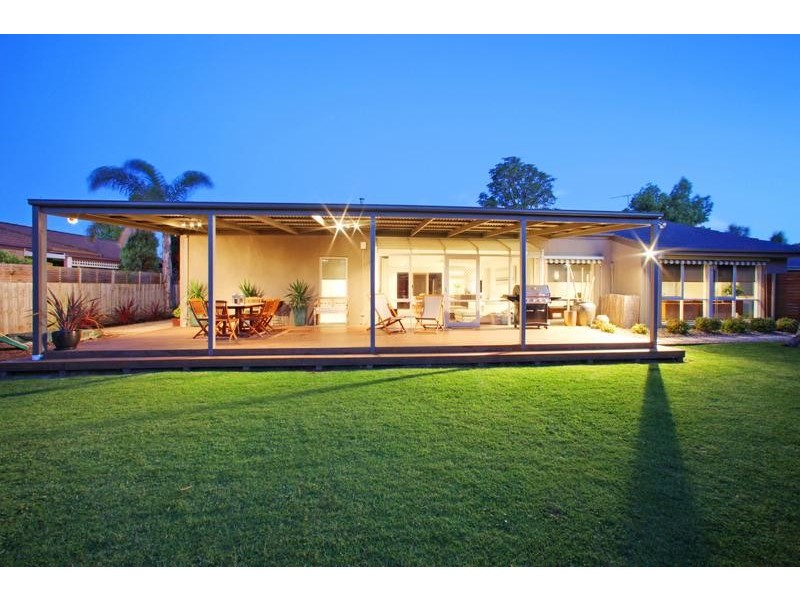 6 Dean Court, Rowville VIC 3178