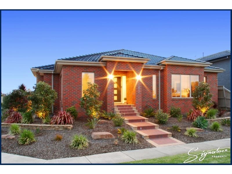 63 Jubilee Drive, Rowville VIC 3178