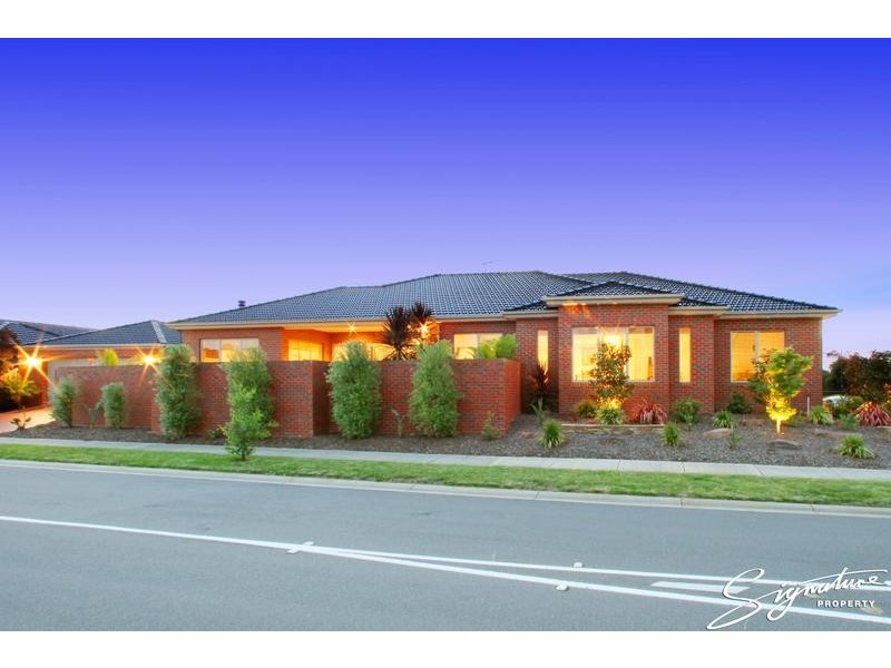 63 Jubilee Drive, Rowville VIC 3178