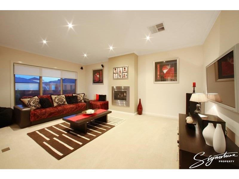 63 Jubilee Drive, Rowville VIC 3178