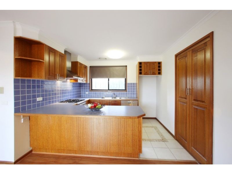 1/24 Burchall Crescent, Rowville VIC 3178