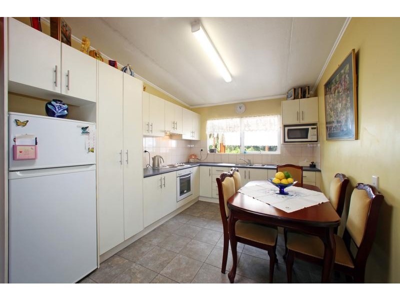 15 Verbena Avenue, The Basin VIC 3154