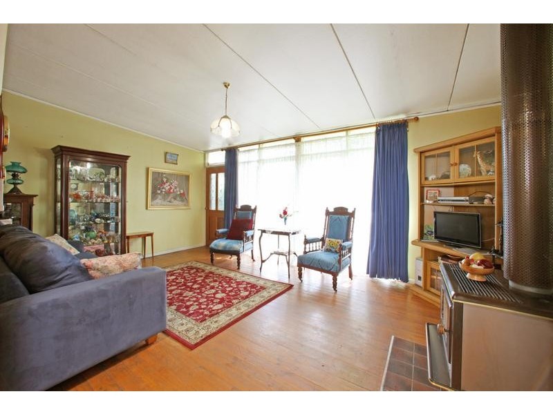 15 Verbena Avenue, The Basin VIC 3154