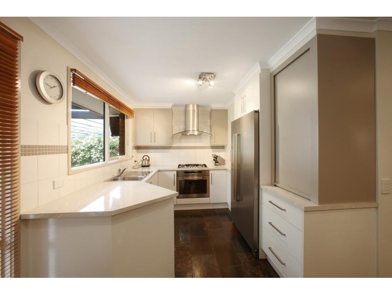 7 Saunders Close, Lysterfield VIC 3156