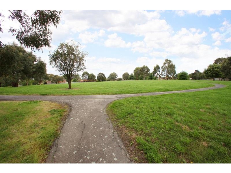 7 Saunders Close, Lysterfield VIC 3156