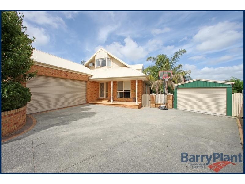 15 Finsbury Close, Rowville VIC 3178