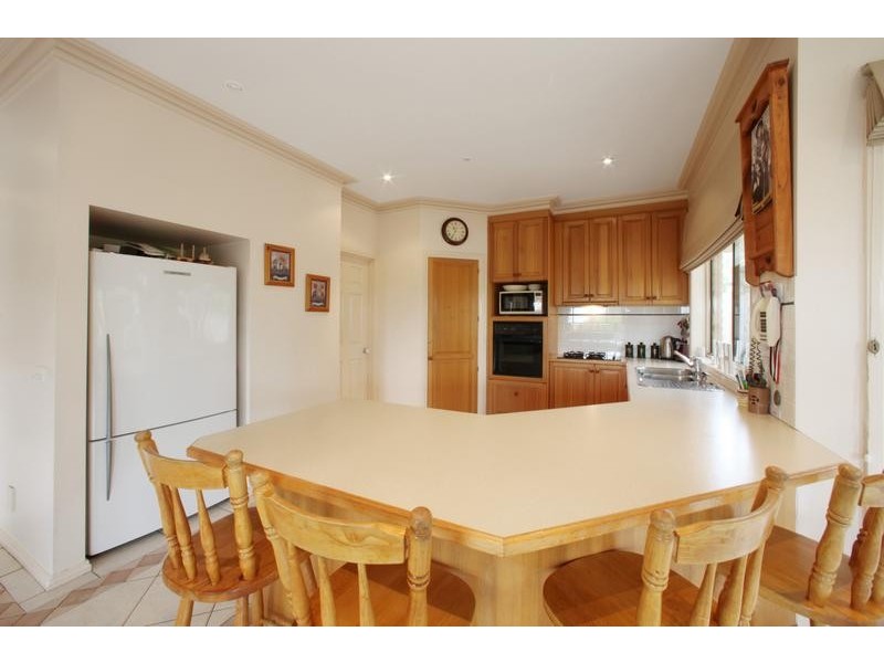 15 Finsbury Close, Rowville VIC 3178