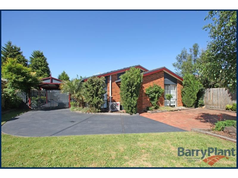 33 Willow Avenue, Rowville VIC 3178