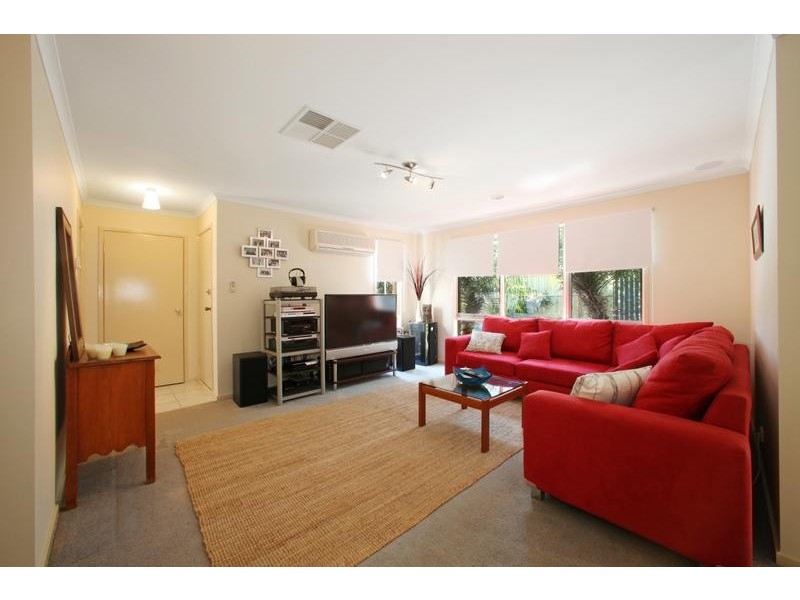 33 Willow Avenue, Rowville VIC 3178