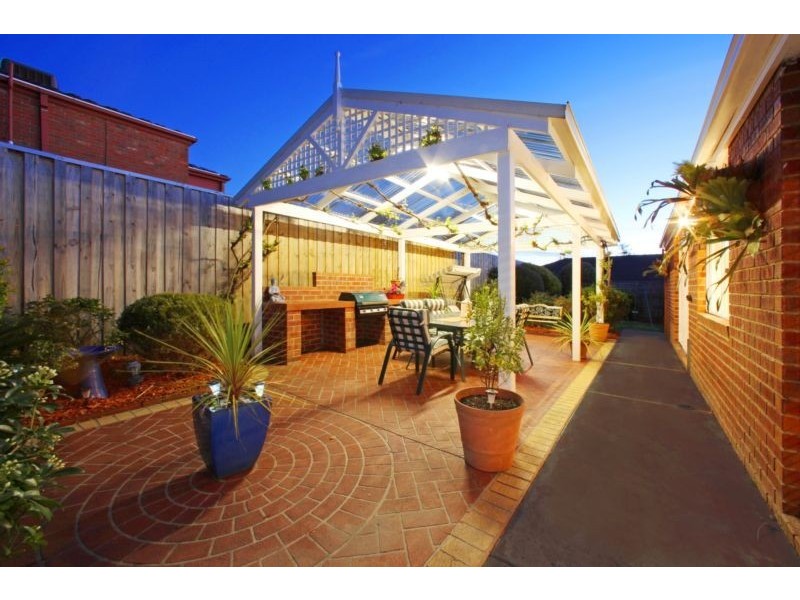 2 Stableford Court, Rowville VIC 3178